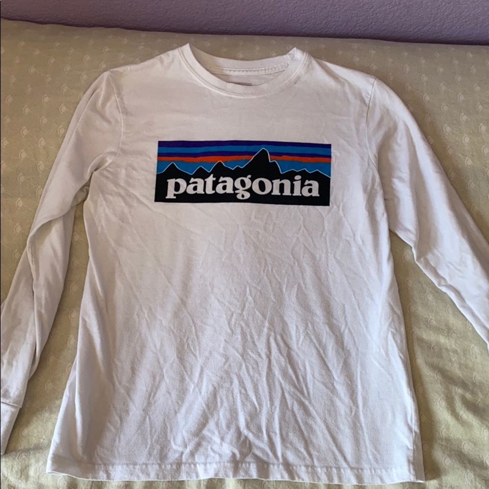 COPY - Long-Sleeve Patagonia T-Shirt